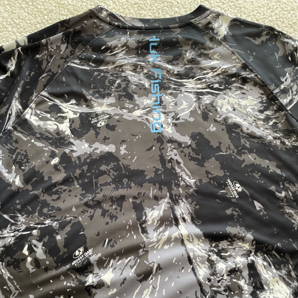 Huk Camo Performance Long Sleeve Shirt with Blue Logo - Picture 2 of 2